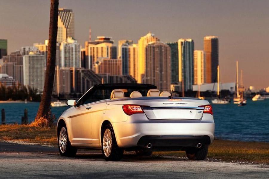  Chrysler 200 Convertible 2012 года  (фото 11 из 11)